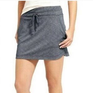 Athleta Casual Tennis Skirt ~ Medium Heather Gray